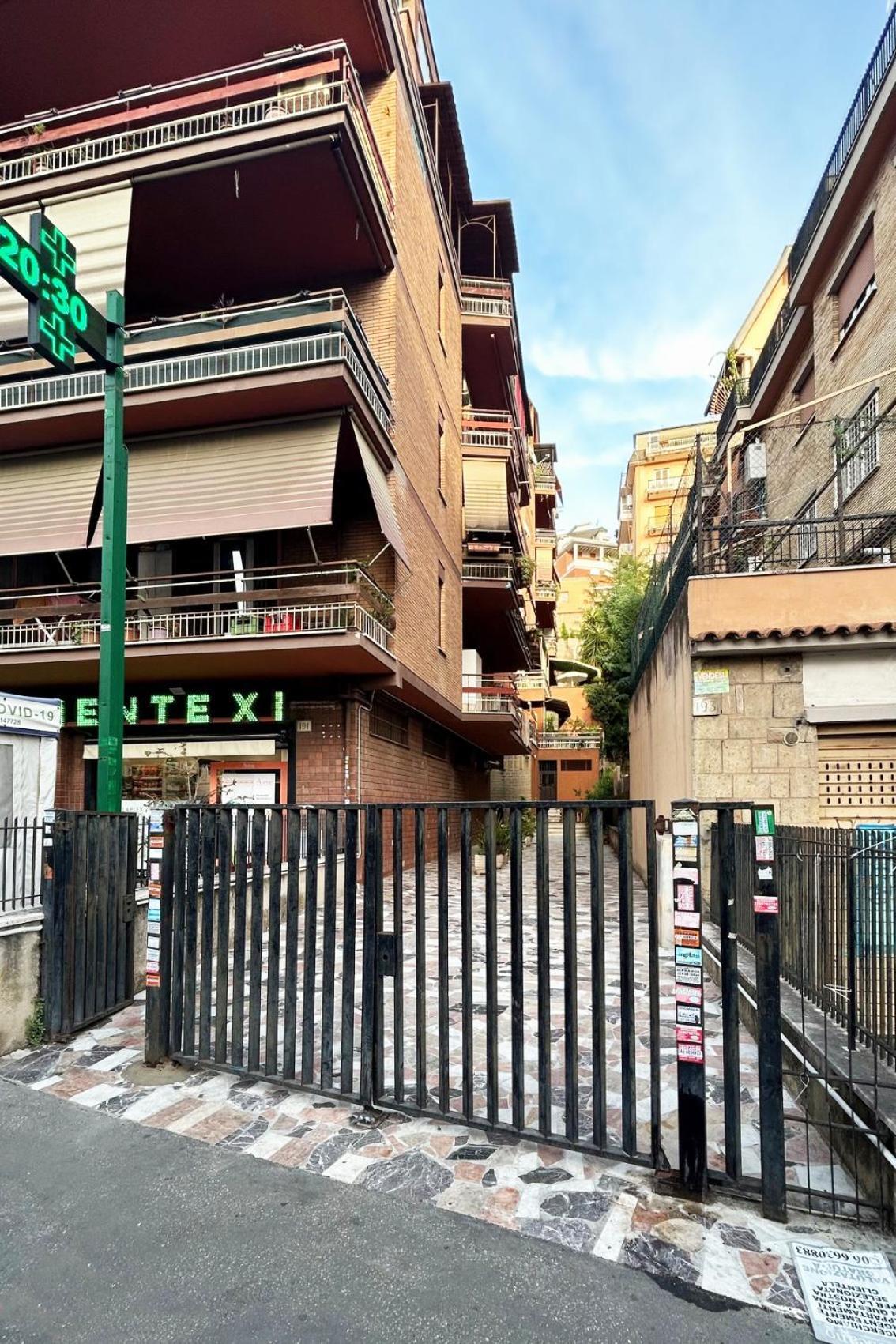 Mom'S Home - A Few Stops From The City Centre Bagian luar foto